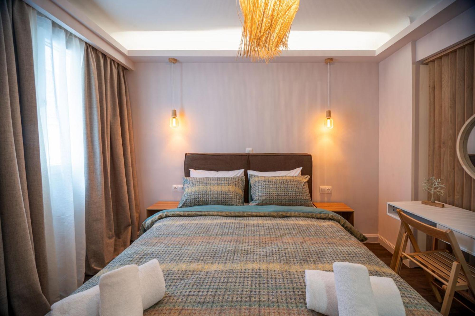 Niki Athens Suites - Urban Apartment In Athens Center Екстериор снимка