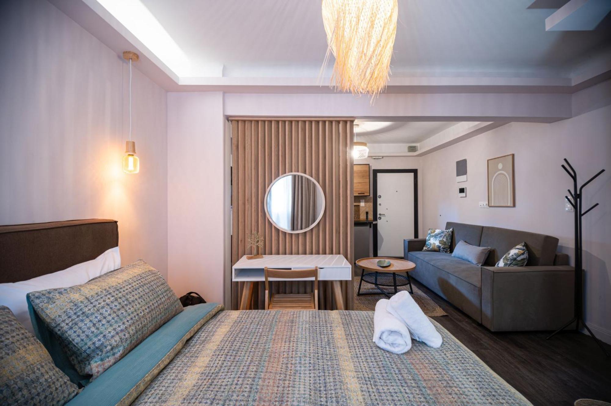 Niki Athens Suites - Urban Apartment In Athens Center Екстериор снимка